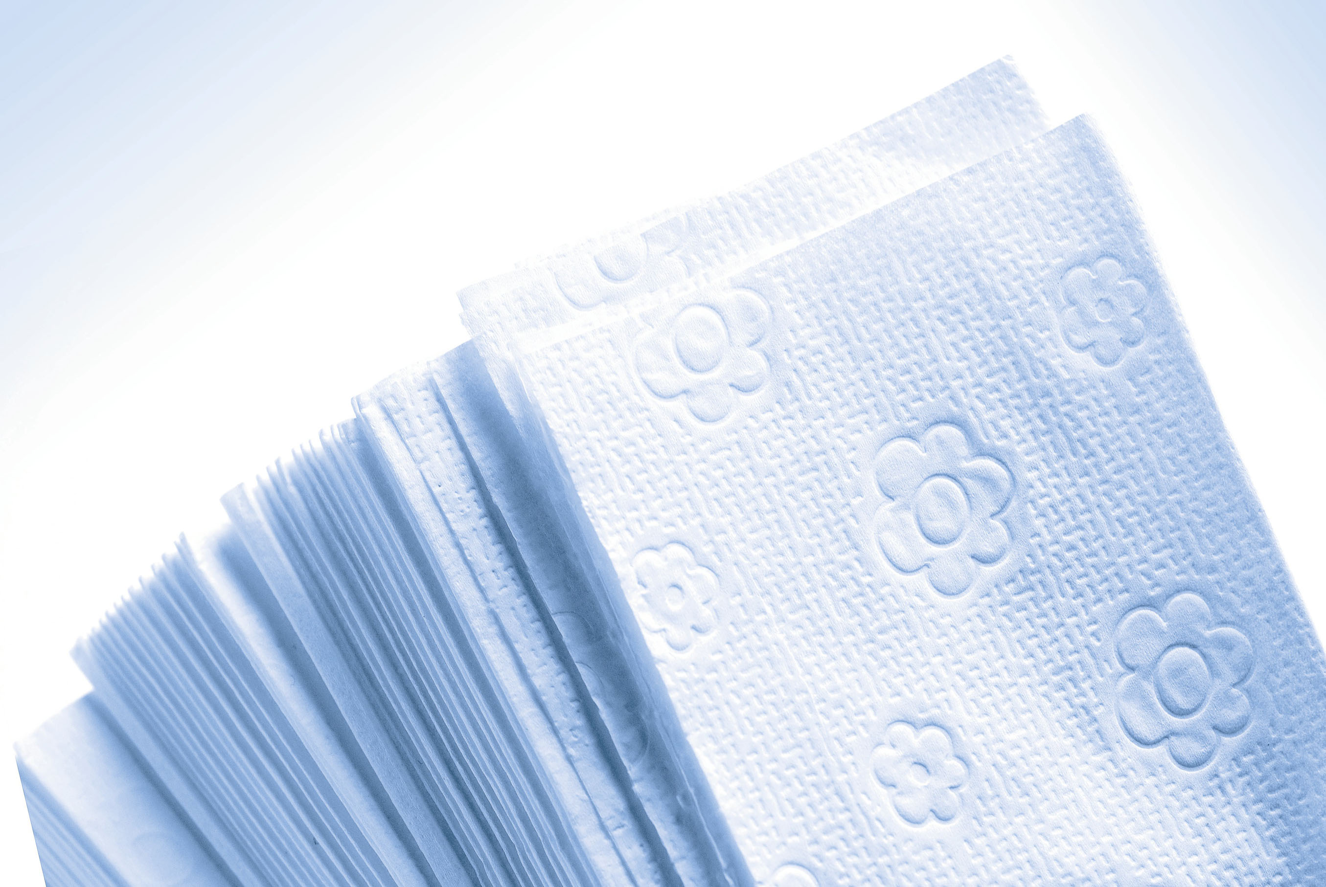 Fripa COMFORT Papierhandtücher, 25 x 23 cm, 2-lagig, V-Falz - 1 Palette